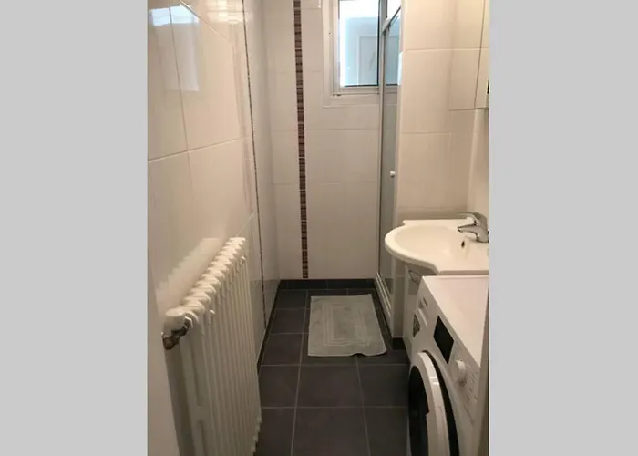 Apartment 6p Balcon/ Moderne Hyper Centre